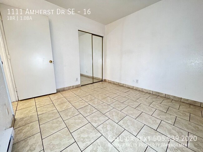Foto del edificio - 1111 Amherst Dr SE