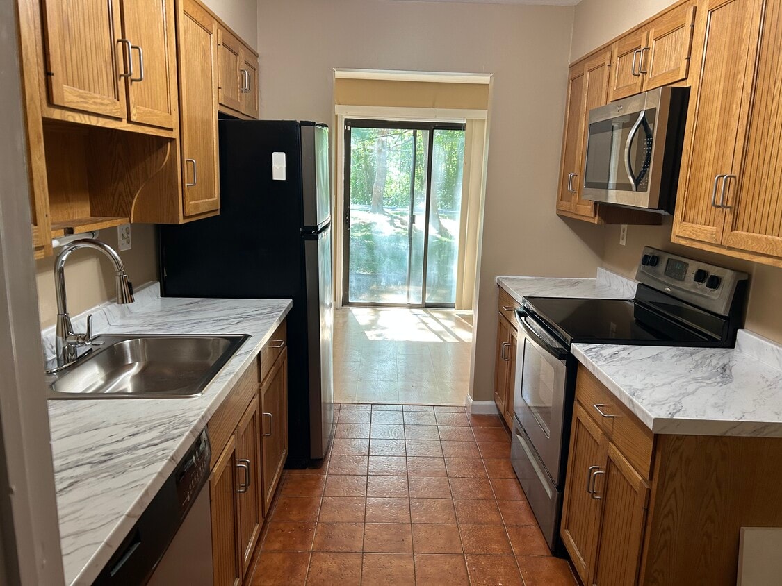 Foto principal - 11 Sunstone Dr