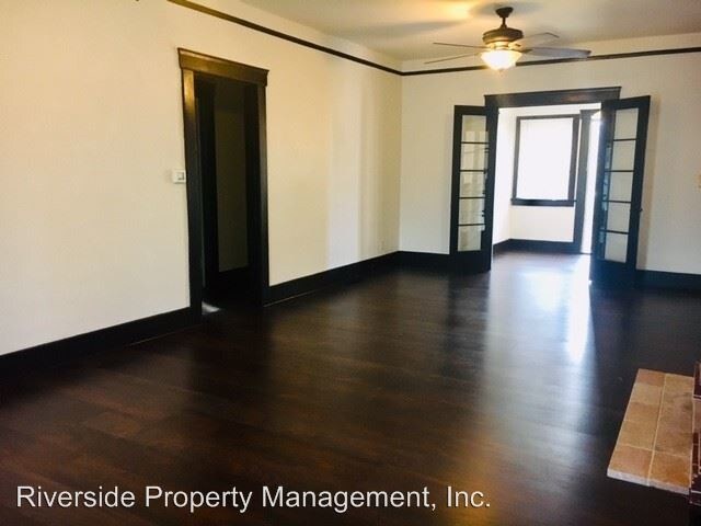 Foto del edificio - 4465 Main St