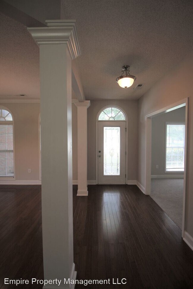 Foto del edificio - 5013 Patriot Park Dr SE