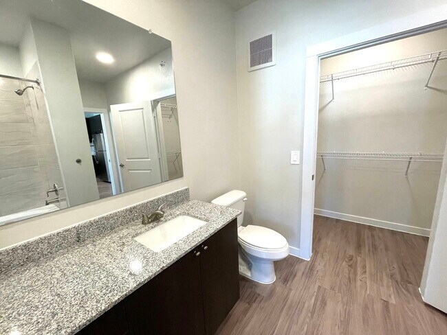 Foto del edificio - 5901 Co Rd 277