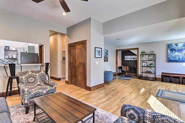 Foto del edificio - 1533 N Williams St