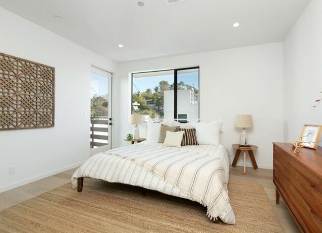 Foto del edificio - 2221 Jerome Way