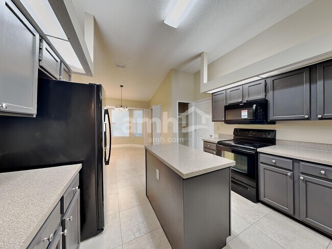 Foto del edificio - 240 Honeysuckle Way