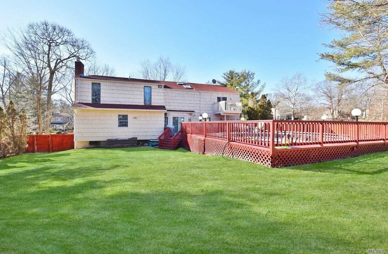 Building Photo - 31 McCulloch Dr