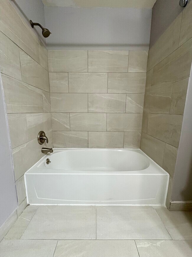 Foto del edificio - 224 Towyn Ct