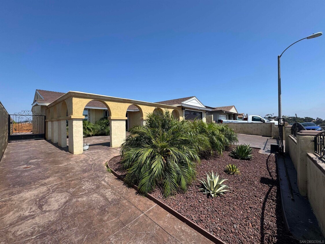 Foto principal - 1435 Ava St