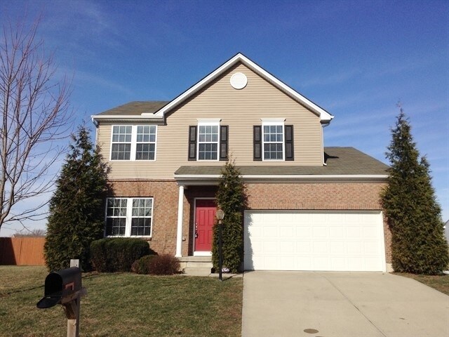 Foto principal - 827 Chapelgate Drive