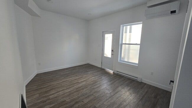 Photo du bâtiment - 87 Weldon St