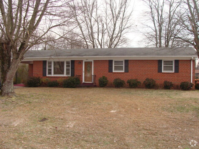Building Photo - 1238 Springdale Dr