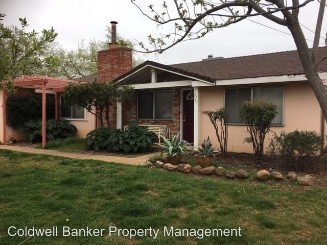 Primary Photo - 2455 Belladonna St