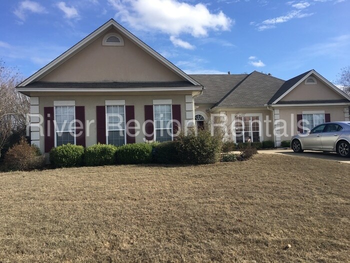 Primary Photo - 1661 Worthing Rd