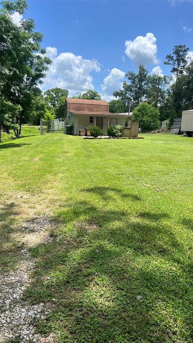Foto del edificio - 25128 Faraway Ln