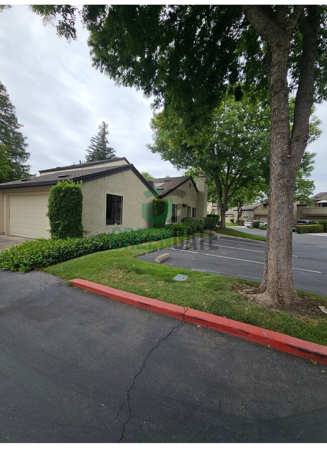 Foto del edificio - 1108 Cedar Creek Dr