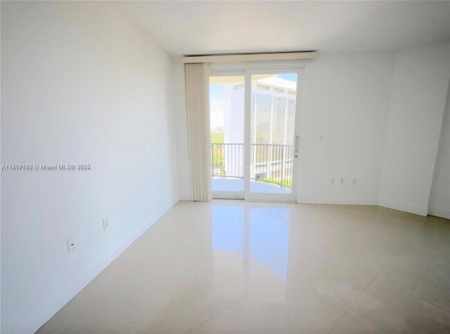 Foto del edificio - 2701 SW 3rd Ave