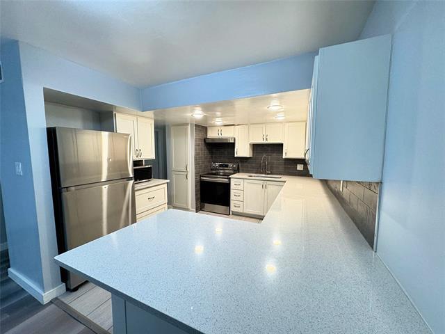 Foto del edificio - 5819 Harvest Hill Rd