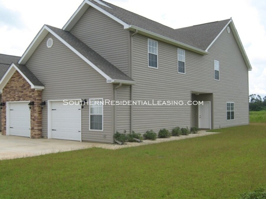 Primary Photo - 2002 Shelene Way