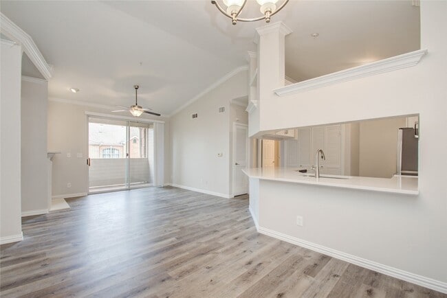 Photo - 2111 Welch St Apartment