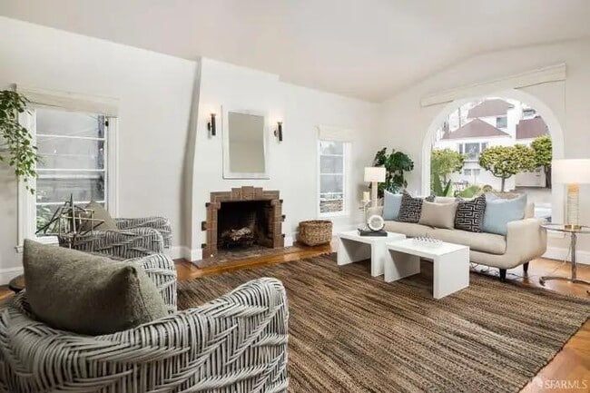 Foto del edificio - 245 Westgate Dr