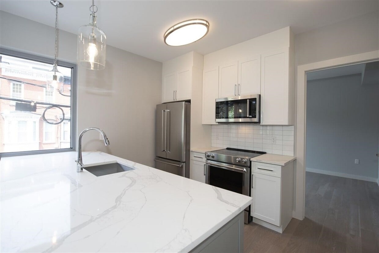 Foto principal - 461 Newark Ave