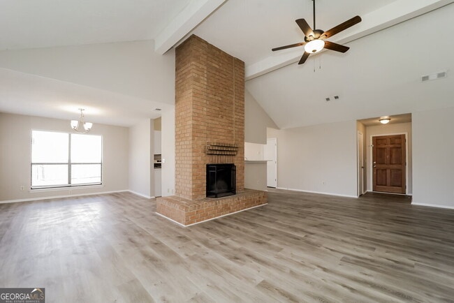 Foto del edificio - 7049 Ivy Pointe Row
