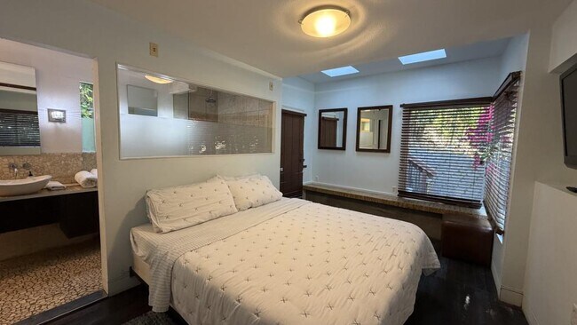 Foto del edificio - 637 S Crescent Ct