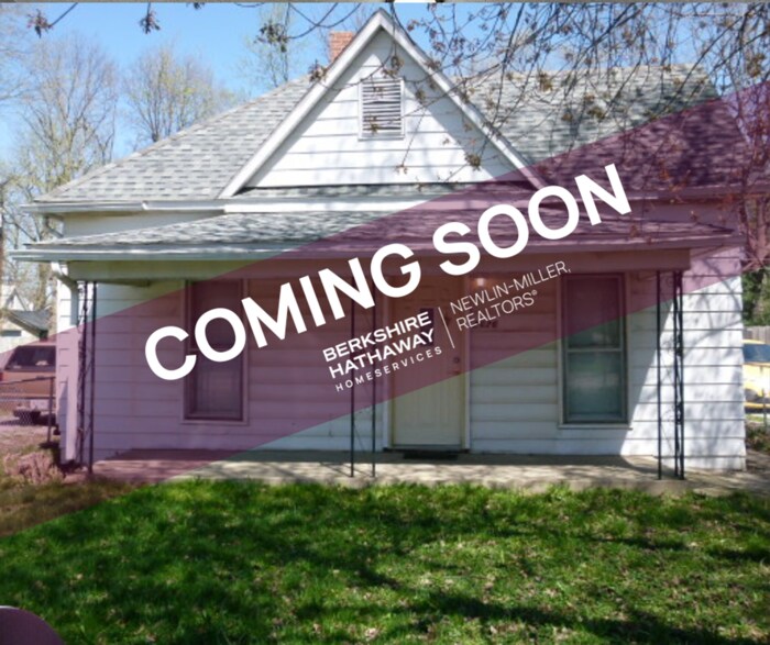 Foto principal - 1 Bedroom House with Large Detached Garage