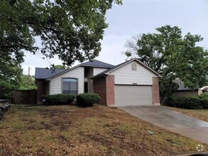 Building Photo - 3803 Brookfield Dr