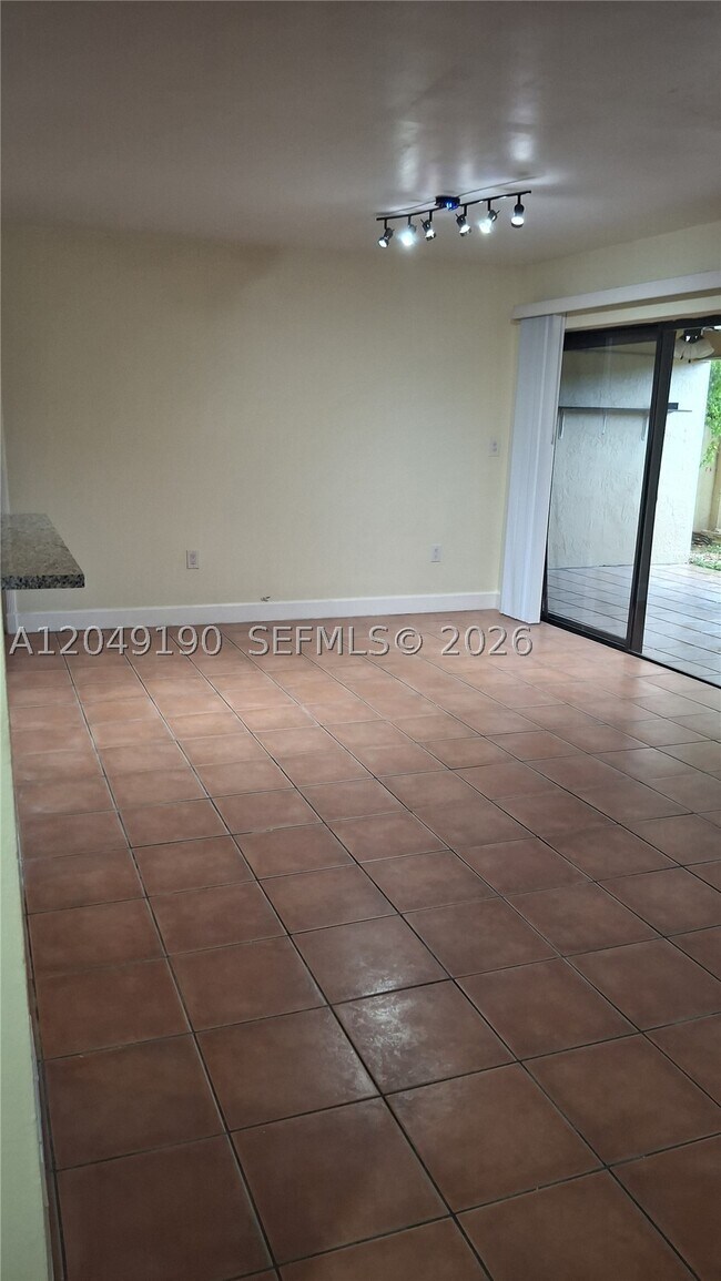 Foto del edificio - 9255 SW 125th Ave