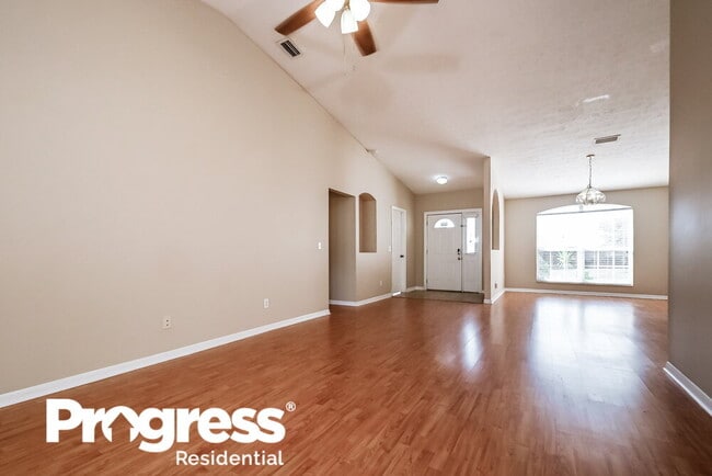 Building Photo - 9830 Cristina Dr