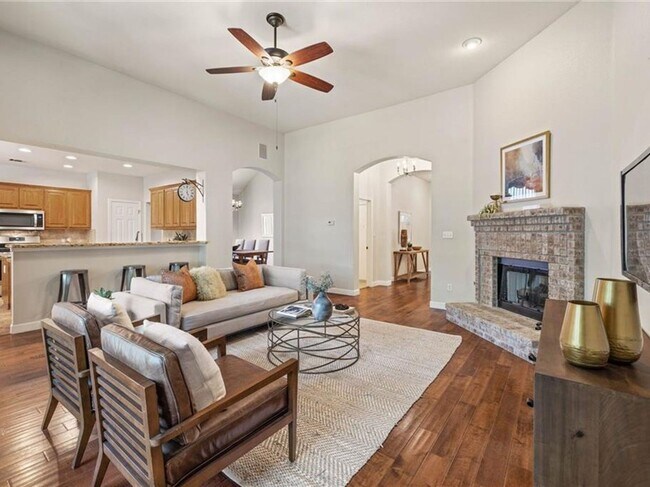 Building Photo - 1218 Old Ml Rd