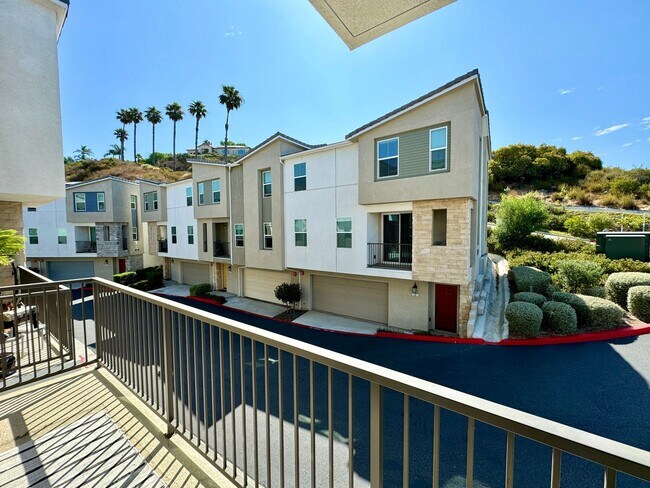 Foto del edificio - Great 2B/2.5BA Townhome in San Marcos!