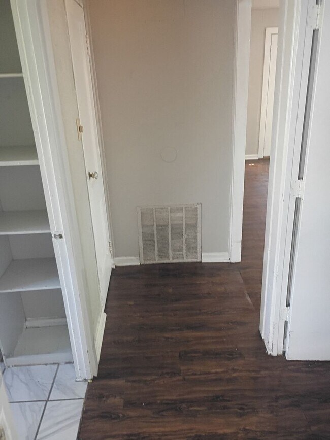 Foto del edificio - 4230 N 53rd St