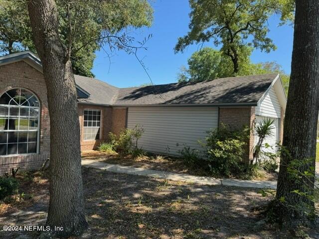 Foto principal - 3441 Turkey Oaks Dr S