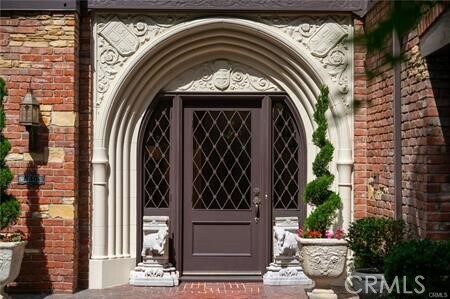 Foto principal - 830 Chester Ave