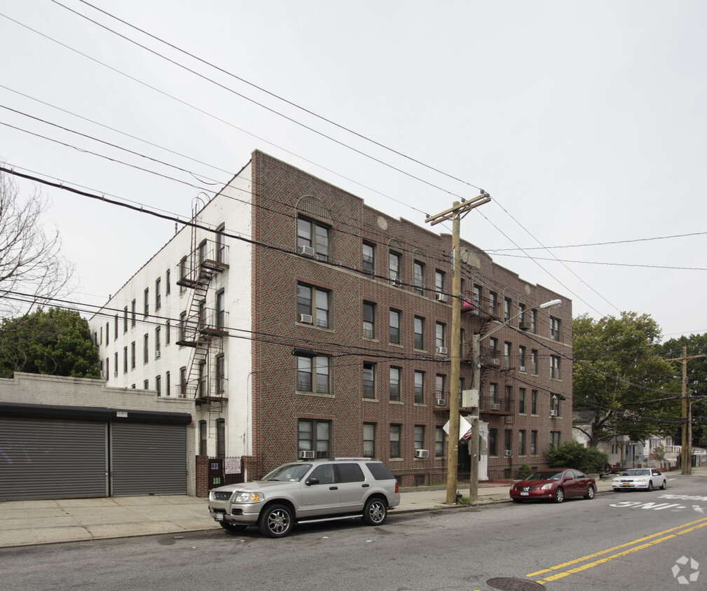 Primary Photo - 119-17 111th Ave