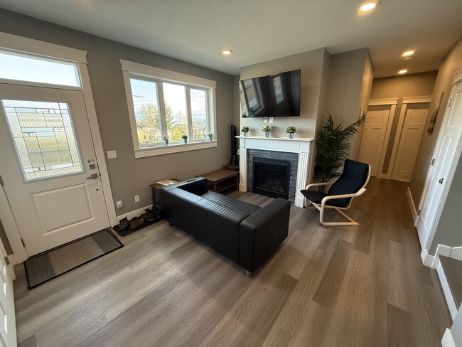 Photo du bâtiment - 450 Irwin St