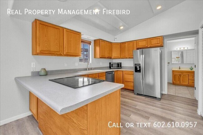 Foto del edificio - 548 E Palo Verde St