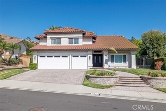 Building Photo - 5540 Green Hollow Ln