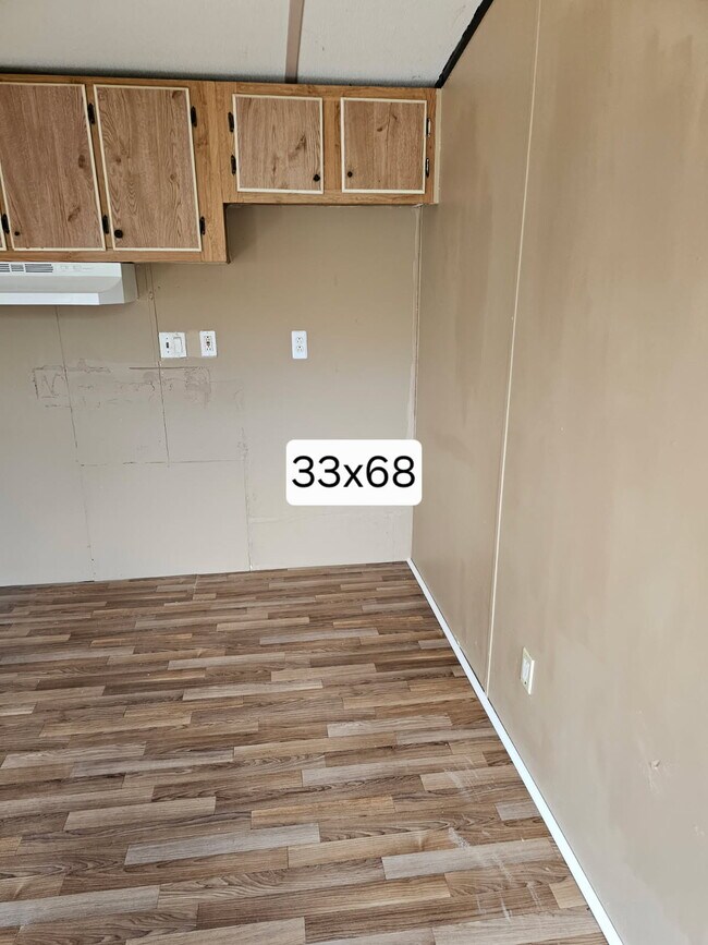 Foto del edificio - 15483 Lime Dr