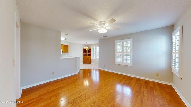 Building Photo - 727 Chancery Ln