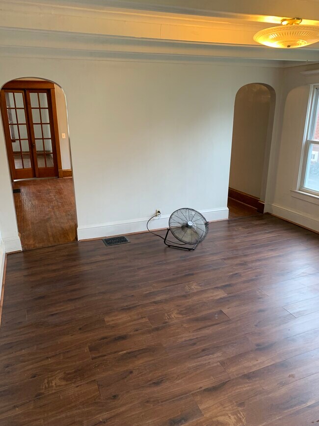 Foto del edificio - 682 Beecher Ave