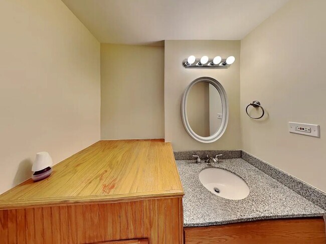 Foto del edificio - 2900 Wake Island Dr