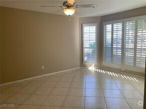 Building Photo - 5021 Glenarden Dr