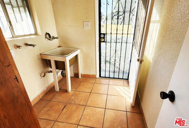 Foto del edificio - 645 S Bonnie Beach Pl
