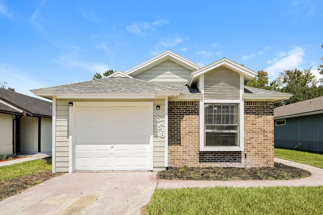 Building Photo - 2658 Malibu Cir