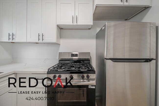 Foto del edificio - 812 Westbourne Dr