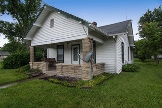 Building Photo - 821 S Anna Lee Ln