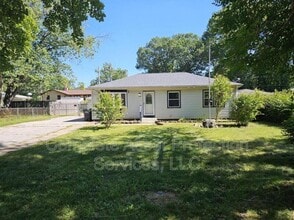 Building Photo - 2785 Eleanor St