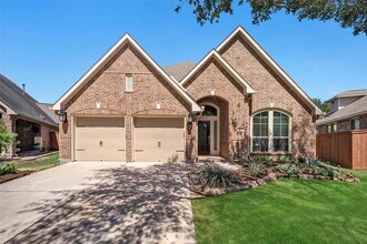 Building Photo - 17638 Cleeves Dr